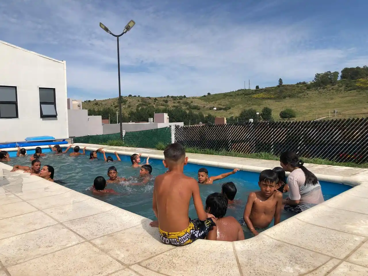 “Para los chicos es como su segunda casa”, dijo el coordinador de la Escuela Abierta de Verano de la sede Primaria 10.