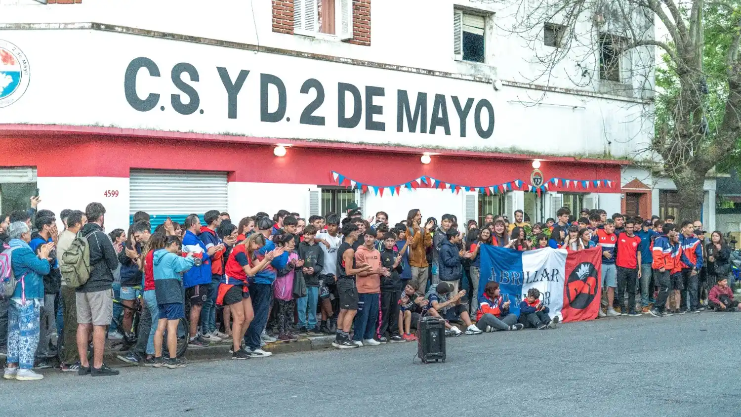 "Es una alegría inmensa para todo el club poder mantener nuestra sede", indicaron en un comunicado.