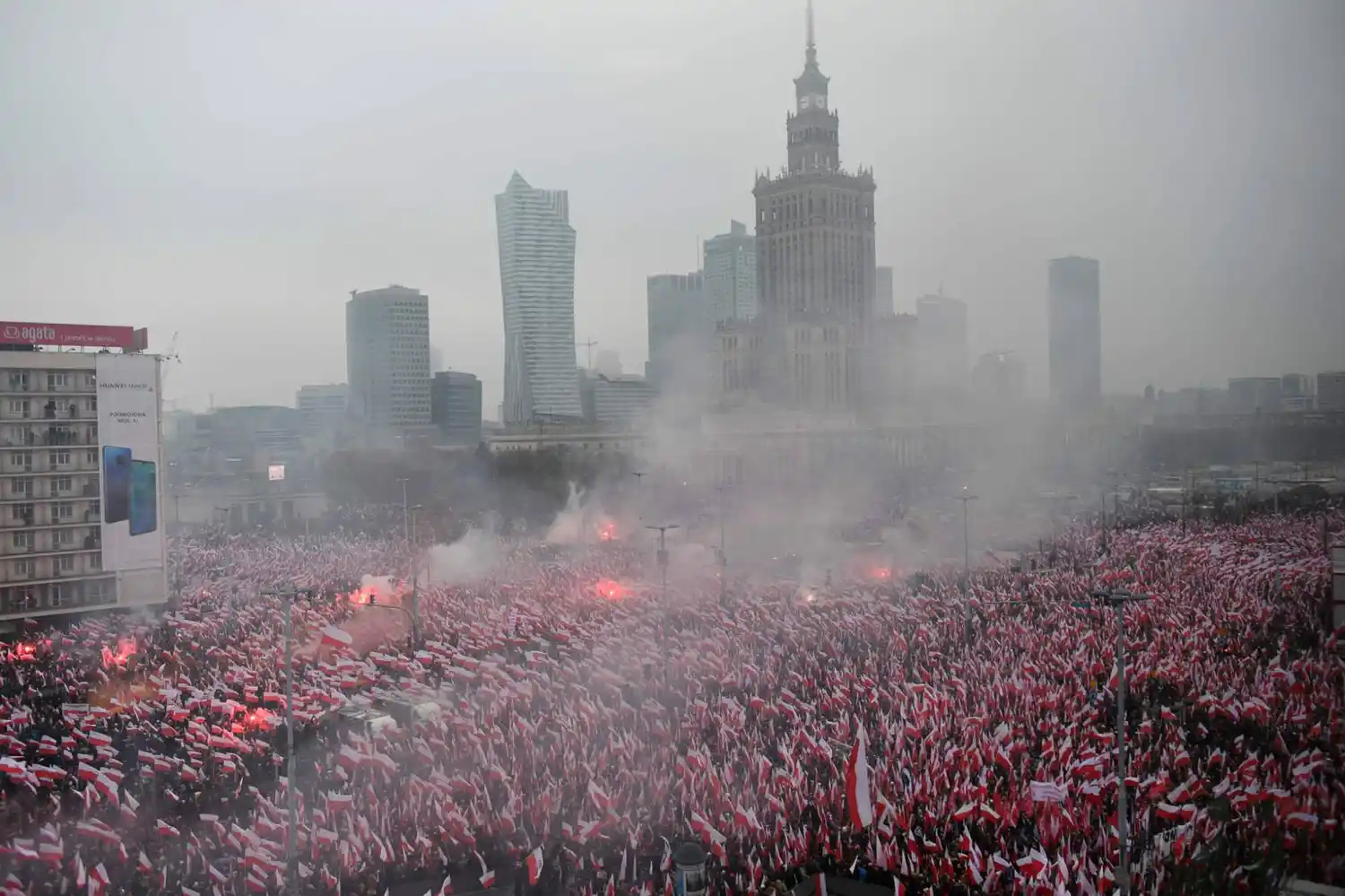 El festejo de la independencia de Polonia atrajo a la ultraderecha