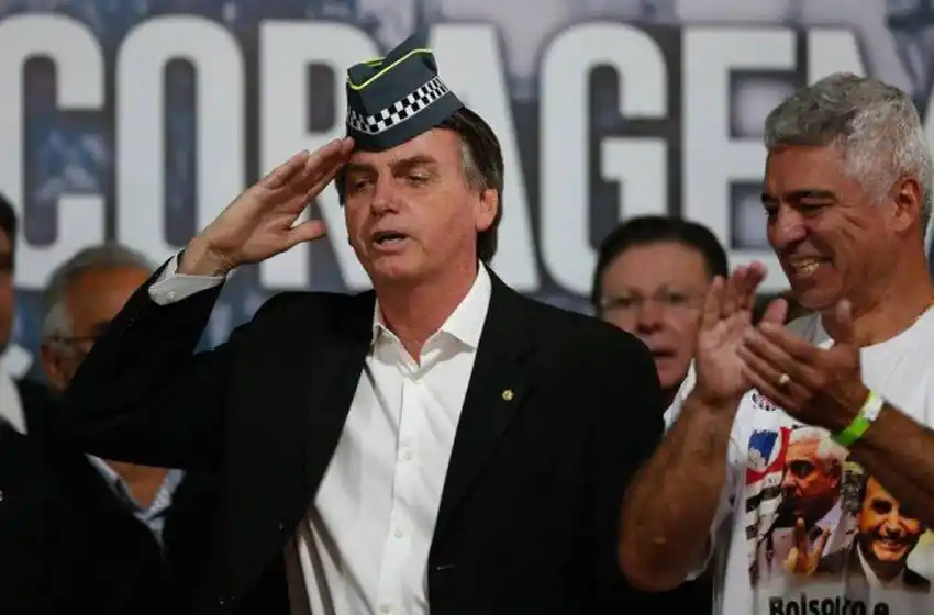 Que Bolsonaro aliente a los militares a conmemorar el golpe de 1964 “es de bajo impacto para la sociedad brasileña”