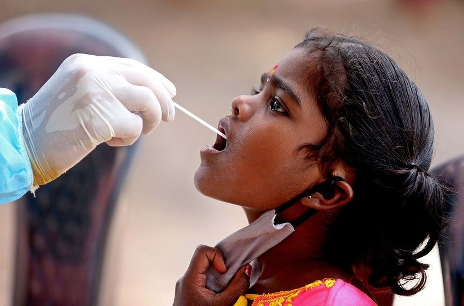 Qué características tiene Delta plus, la nueva variante del coronavirus detectada en India
