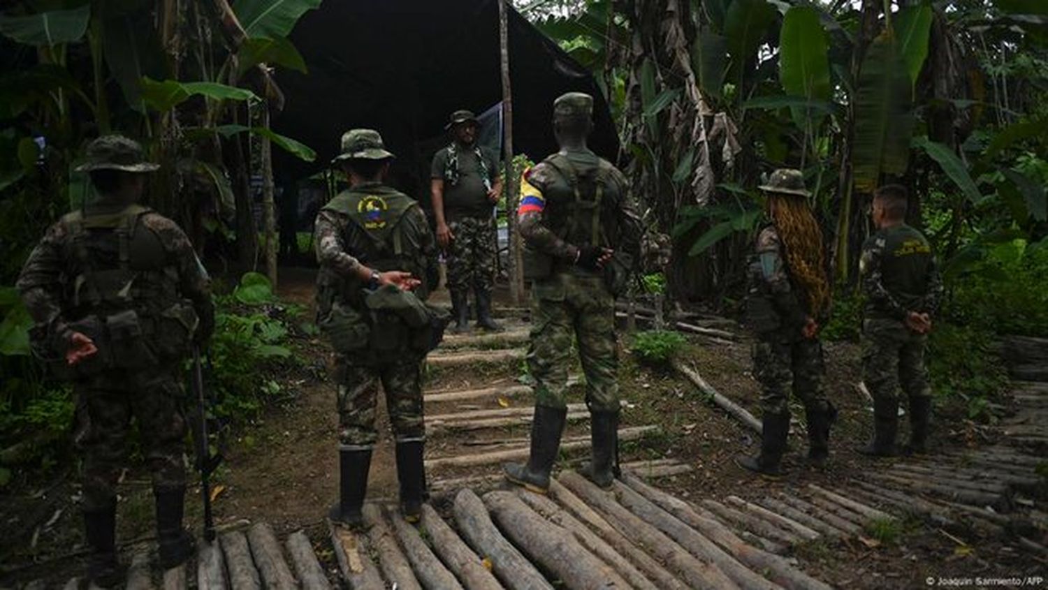 Noboa decreta DUELO NACIONAL: 11 militares de Ecuador mueren una emboscada de las FARC