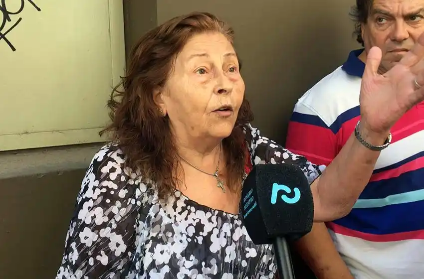 Rescatan a un hombre de 73 años de un incendio en Wheelwright y España