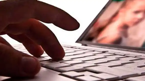 Con la modalidad GROOMING captaba víctimas: capturan a un hombre en Chacao por difundir pornografía infantil