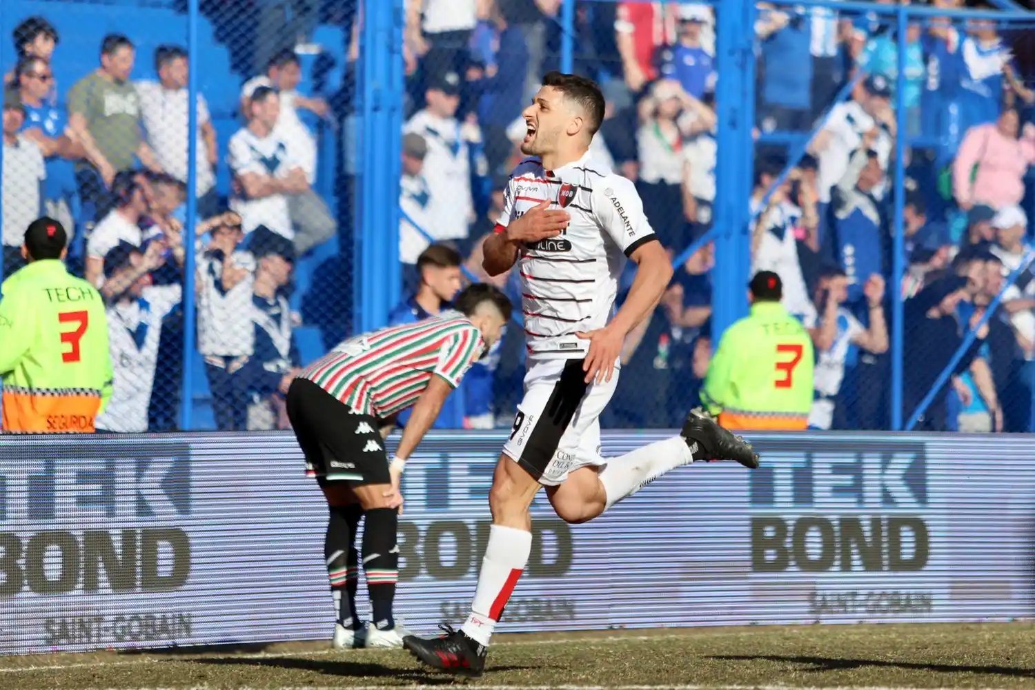 Un gol de García le dio un respiro necesario a Newell’s