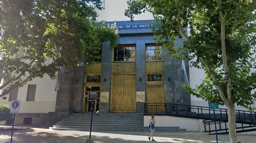Juzgan a una familia santafesina acusada de someter a una menor bajo una unión forzada