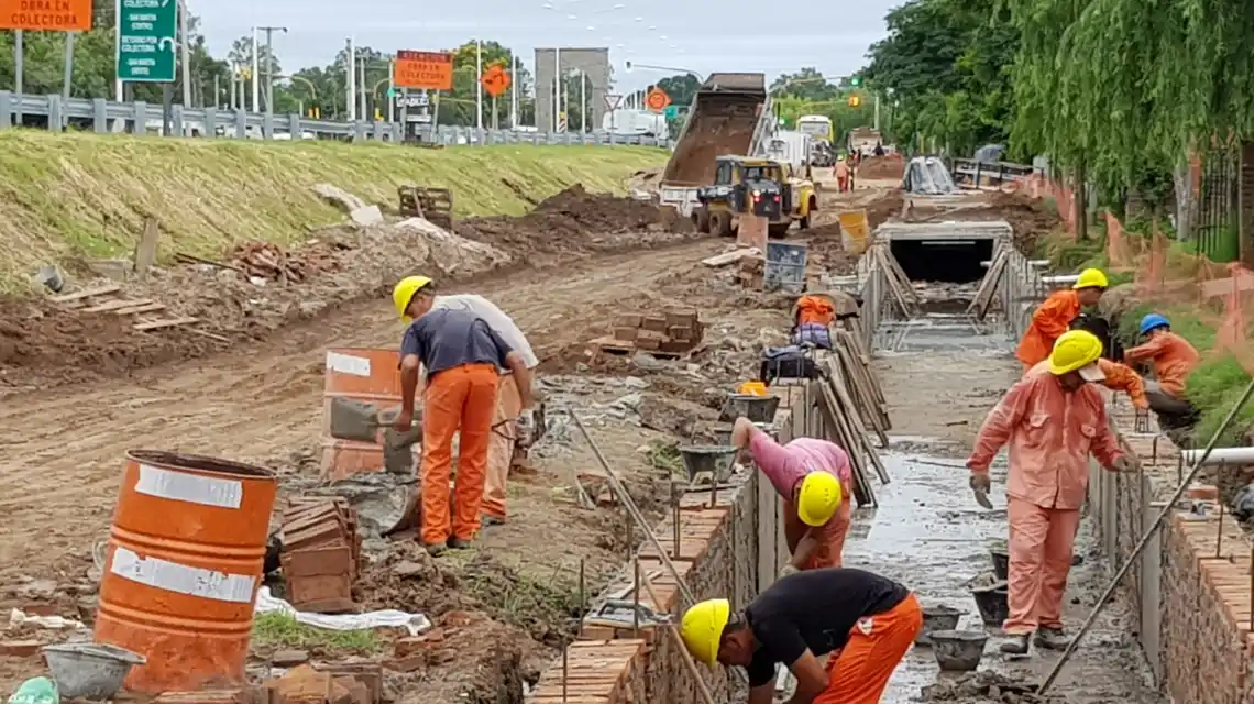 Avanzan las obras viales e hídricas en la Ruta Provincial N° 1