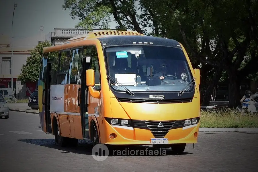 Comienza a regir una nueva tarifa para el transporte público: el boleto costará $1000