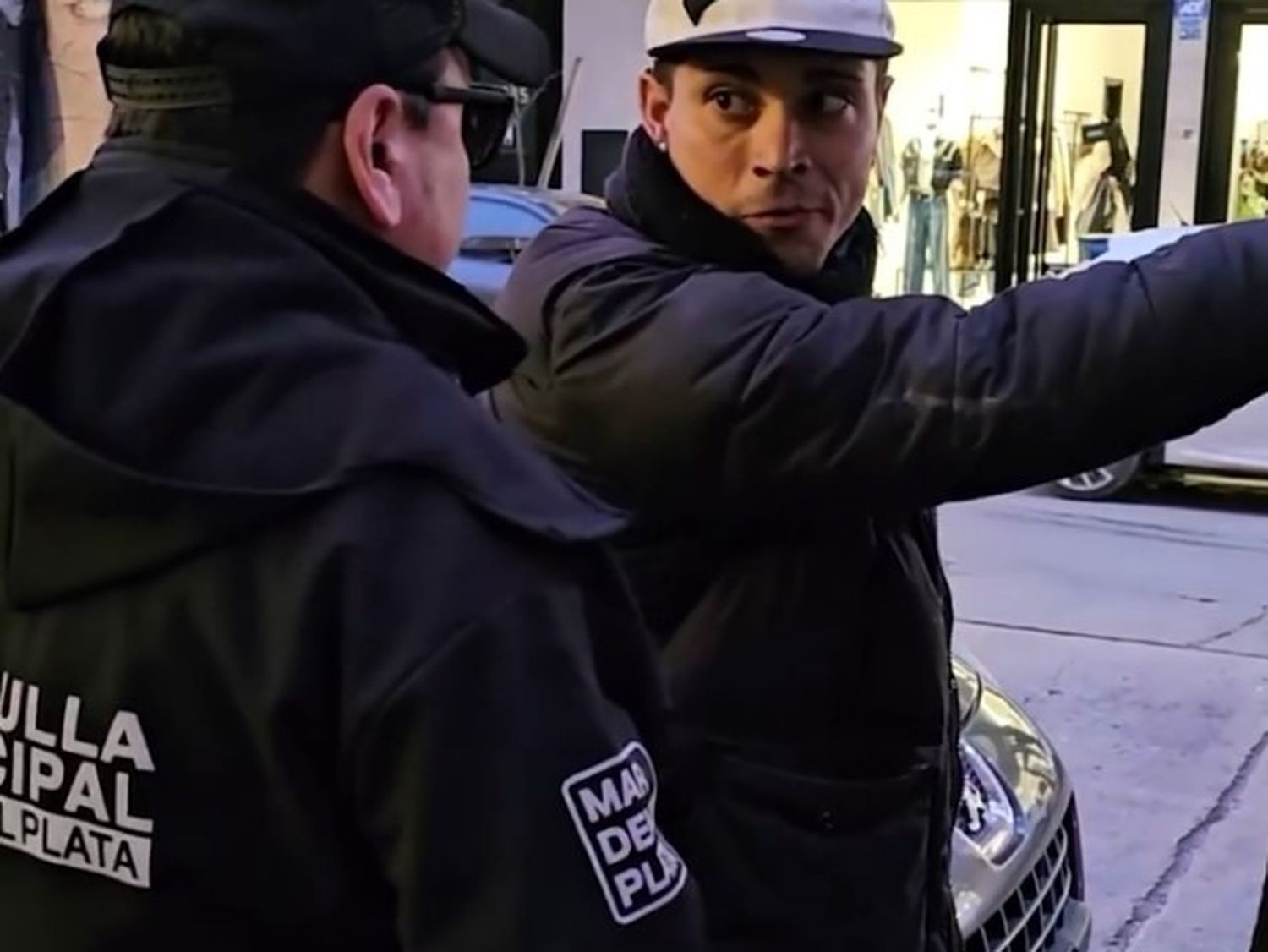 Montenegro celebró la detención de un cuidacoches en Güemes: "Laburar es otra cosa"