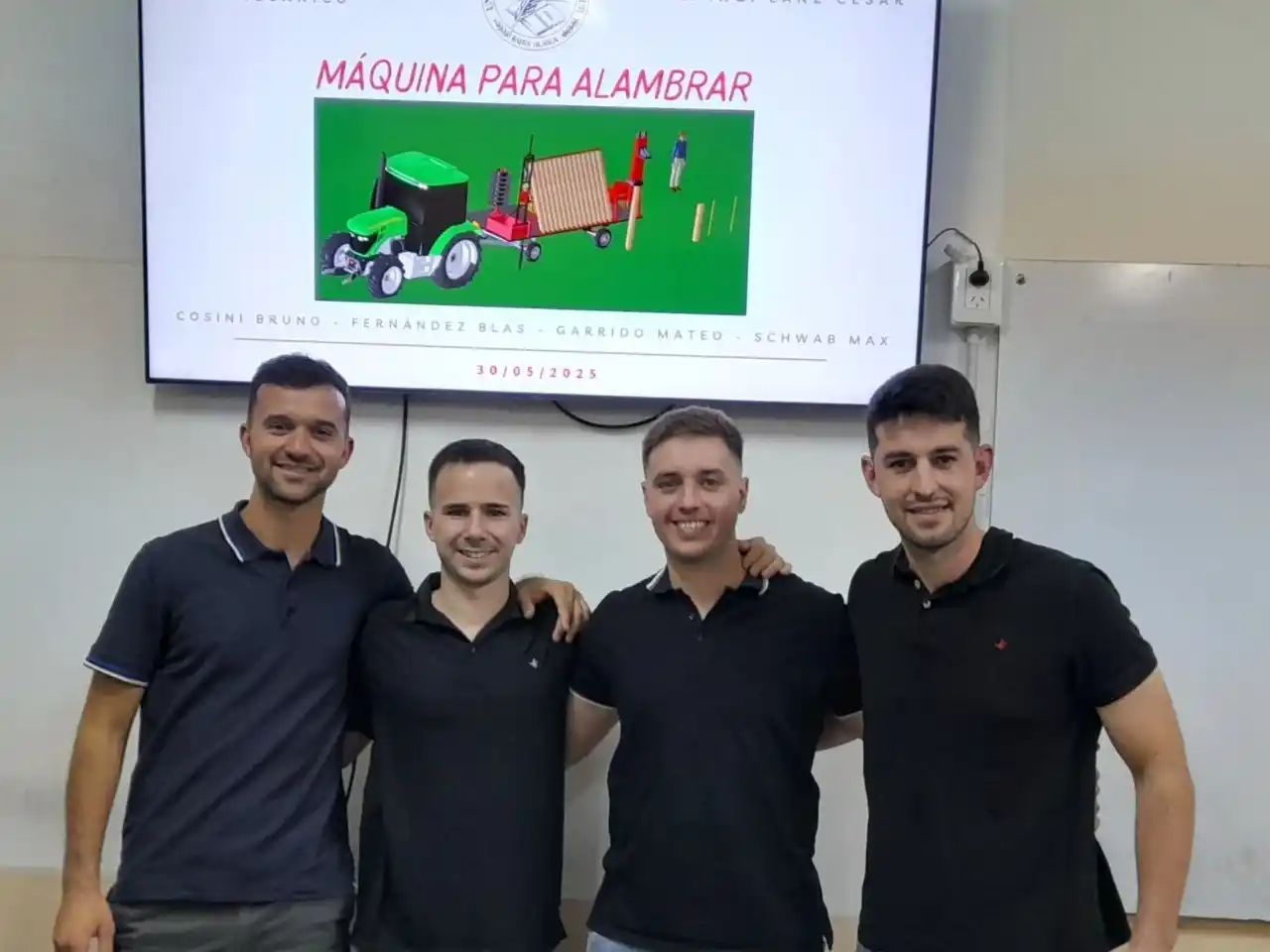 EL ECO CAMPO: Jóvenes ingenieros crearon una máquina alambradora que promete gran innovación