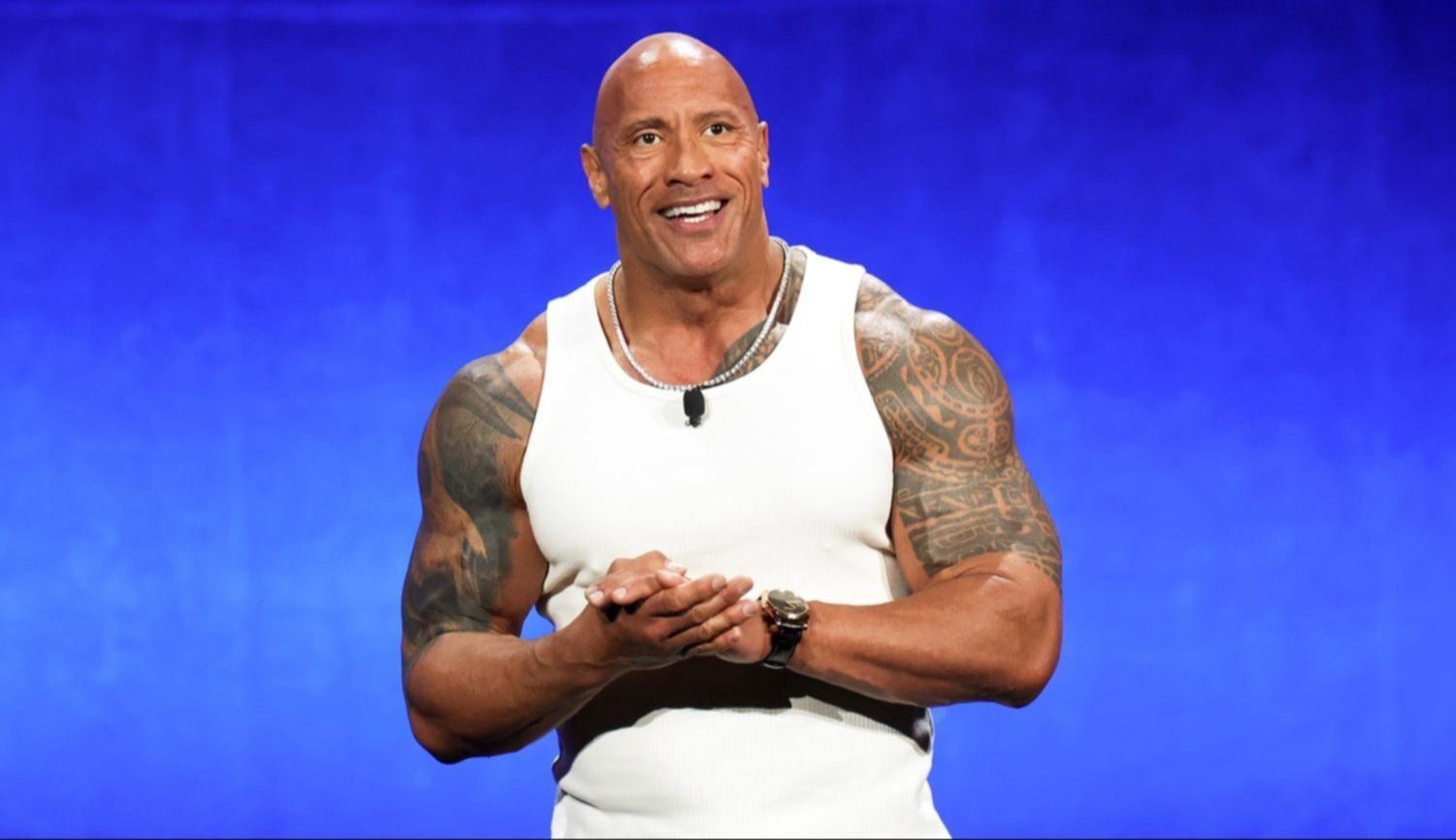 The Rock sorprende con un nuevo look en su próxima película de MMA