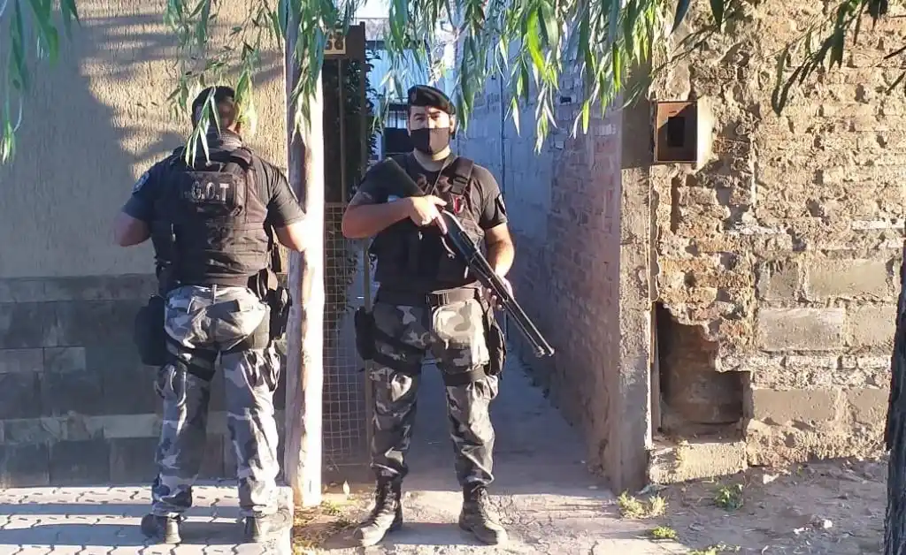 Detienen a una policía santafesina por un cuantioso robo en Esperanza