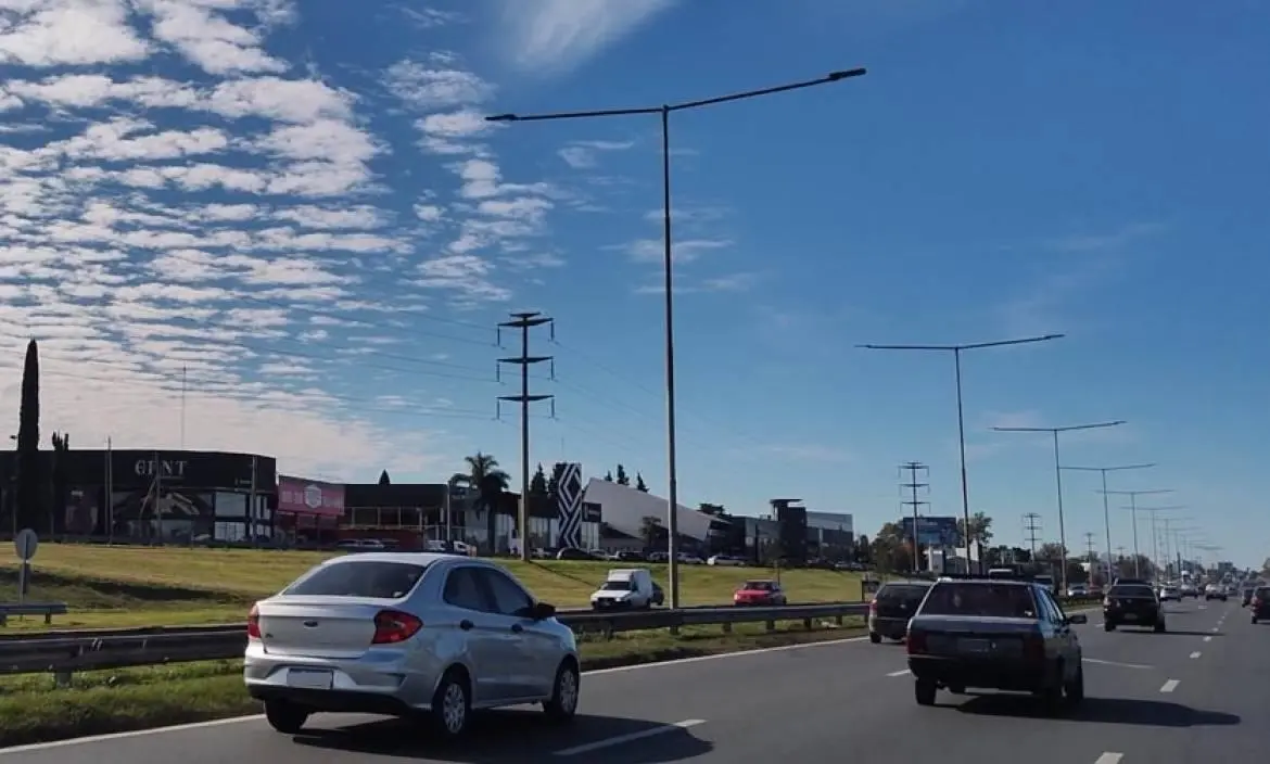 El hecho ocurrió en la traza principal de la Autopista (Foto Archivo)