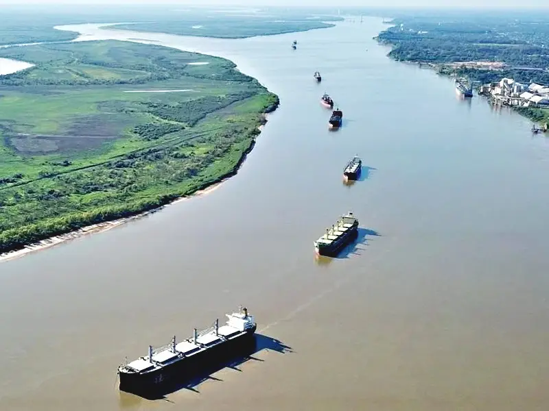 El Gobierno Nacional llamó a licitación para la concesión de la Hidrovía del Paraná
