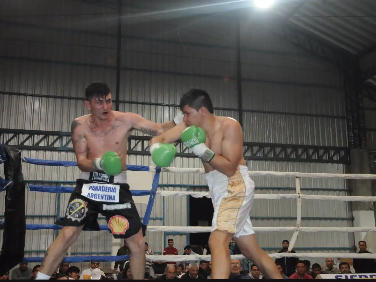 Villanueva le da revancha a Garay