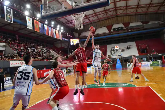 Union SF - Peñarol - Liga Nacional 2025 - 1