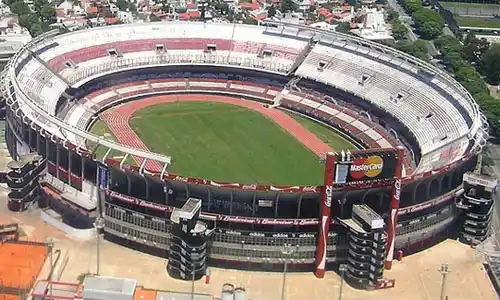 River: clausuraron dos bandejas por la agresión ante Godoy Cruz