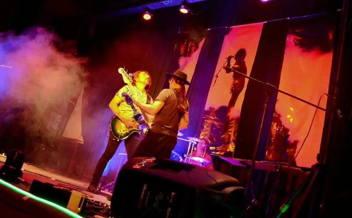 “Un Viaje en Remolinos”. Un homenaje a la música de Soda Stereo y Gustavo Cerati