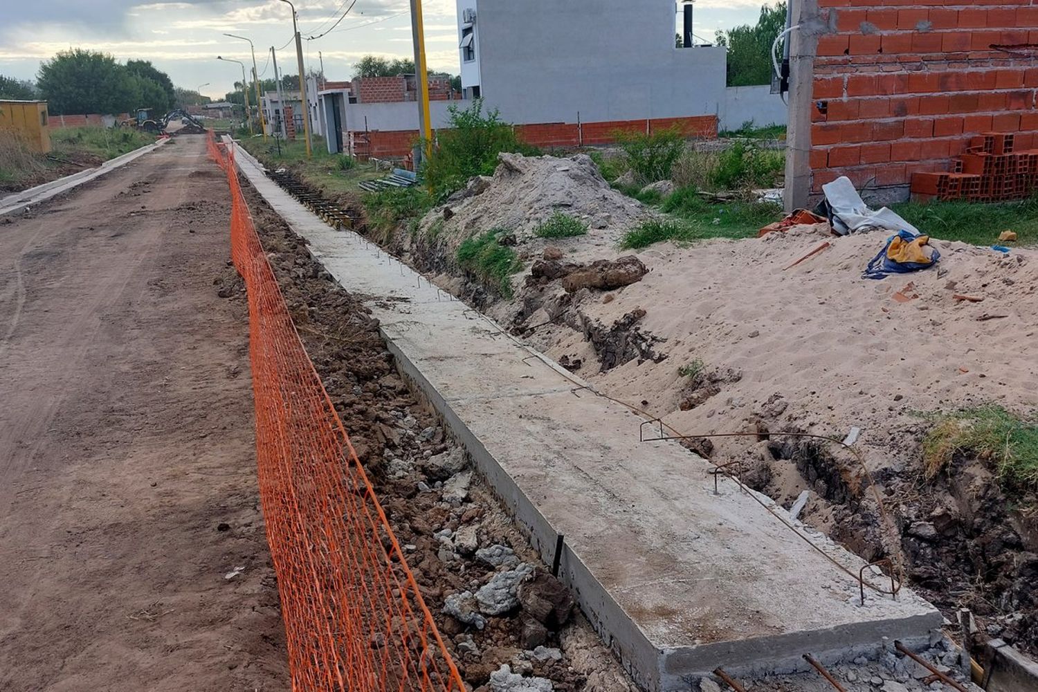 Avanzan obras mediante el sistema de consorcio vecinal