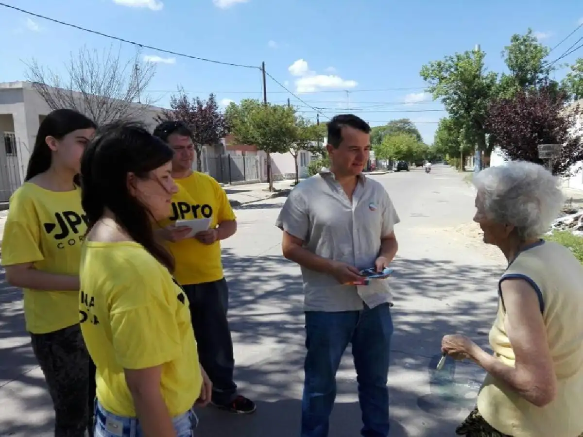  El PRO realizó el último timbreo del año