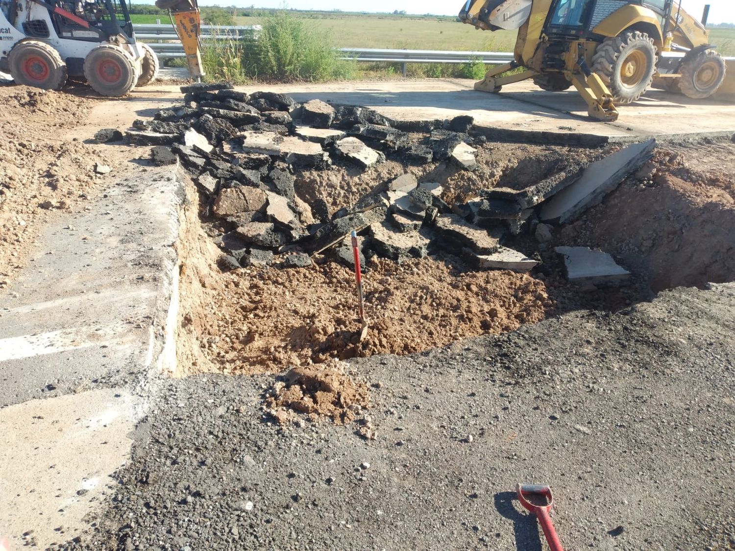 Autopista 19: continuaba este martes reparación y desvío en el puente de La Francia