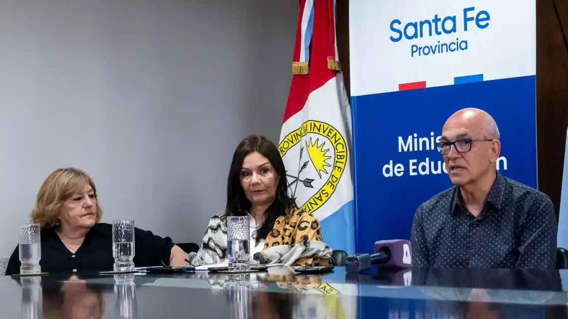 Nuevo sistema de emisión de títulos y certificados para Educación Secundaria y Superior. Crédito Prensa GSF
