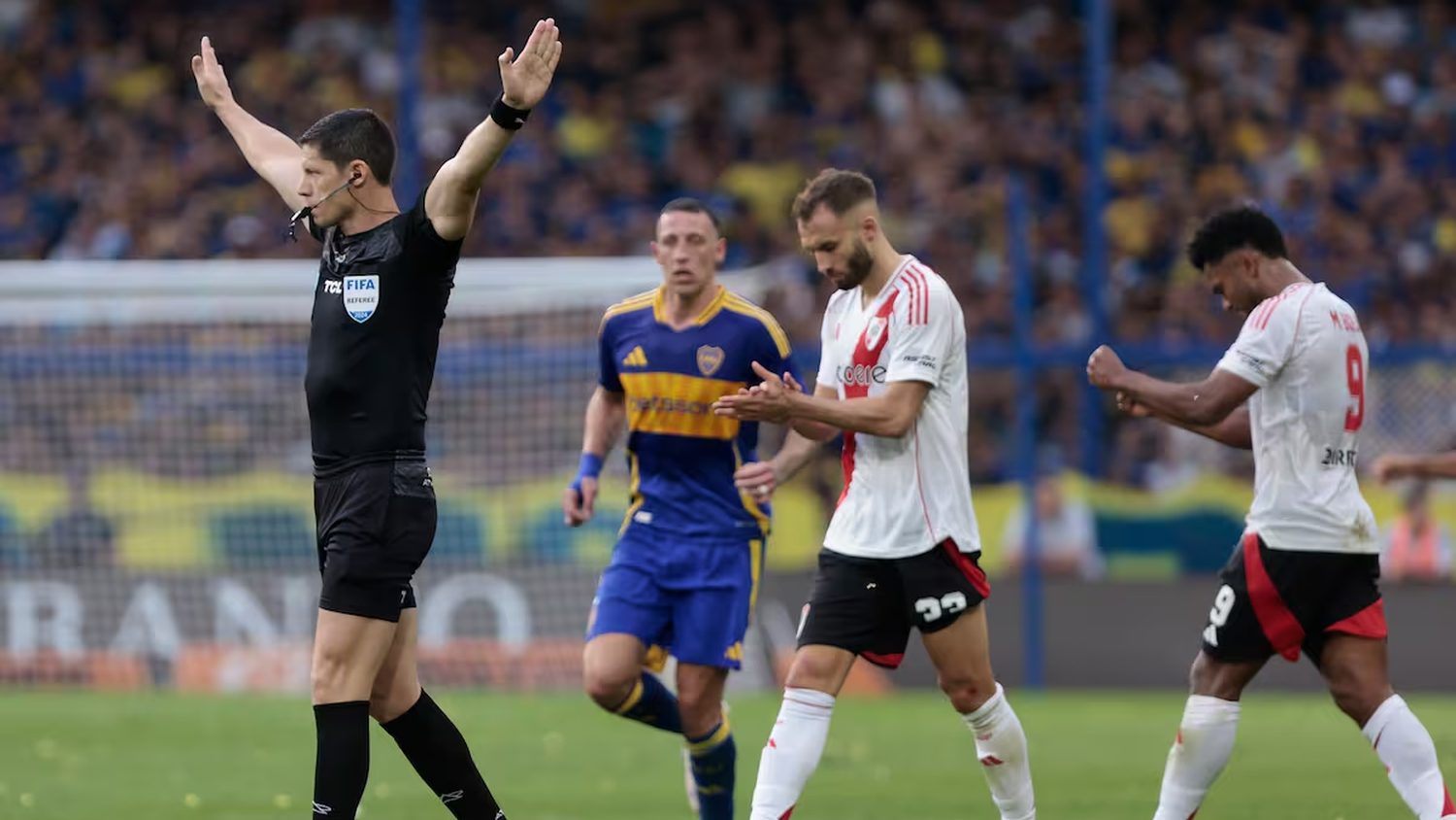Nicolás Ramírez vuelve a dirigir el Superclásico del fútbol argentino