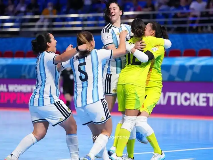 Argentina goleó a Filipinas y cerró la fase de grupos del Mundial de Futsal con puntaje perfecto