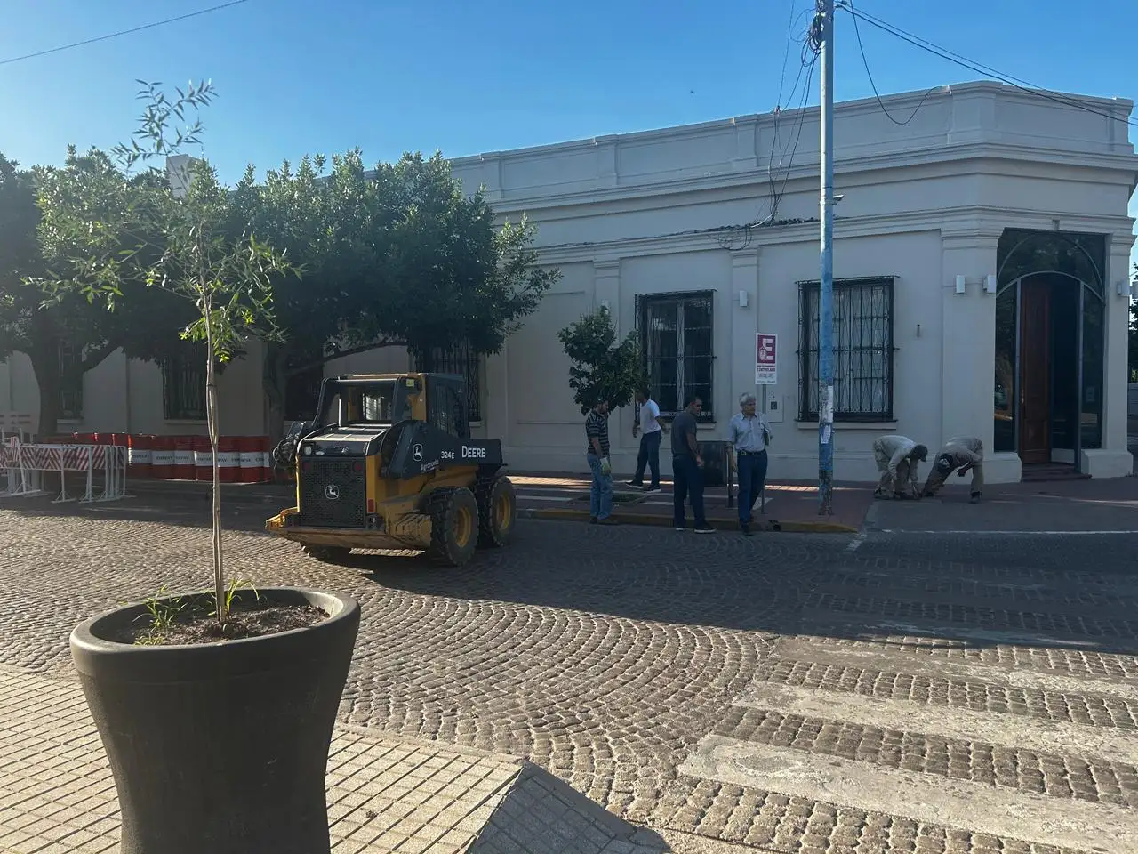 comenzó la obra veredas microcentro rafaela museo historico - 5