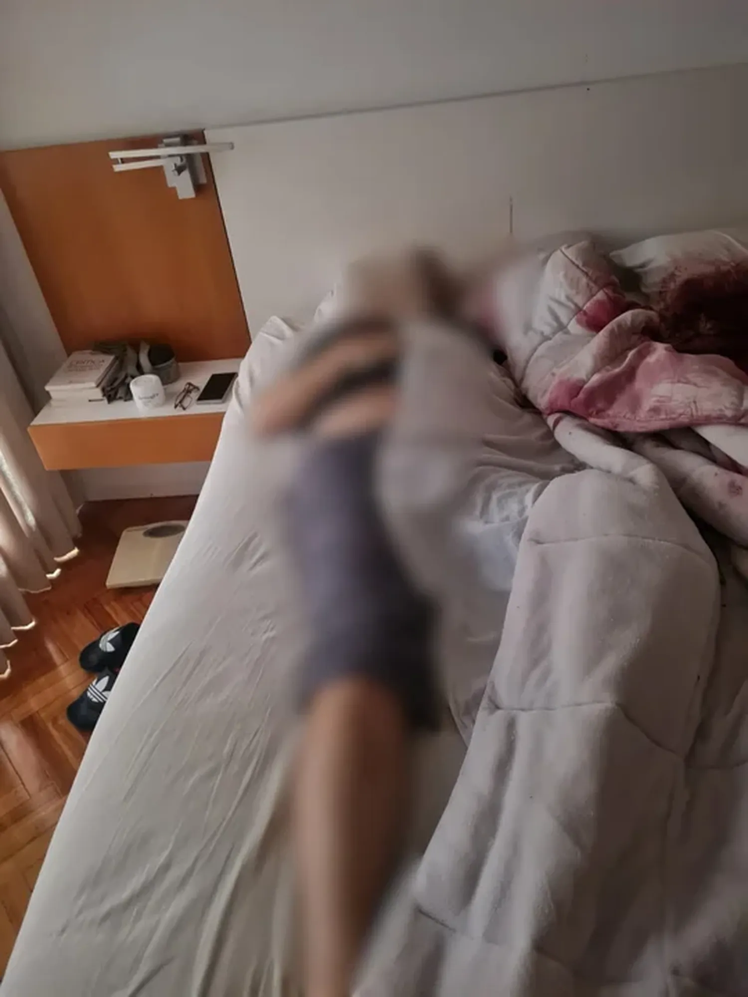 Imágenes sensibles: así encontró la policía la escena del crimen en la masacre de Villa Crespo - 1