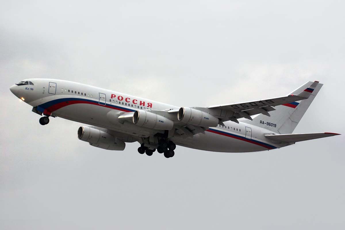 Il-96-300