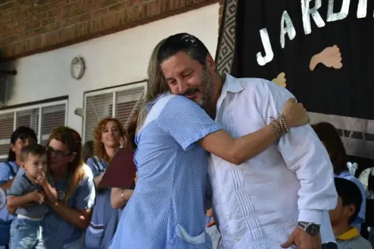 Efecto Moreno: Menéndez declaró la "emergencia edilicia" en las escuelas de Merlo