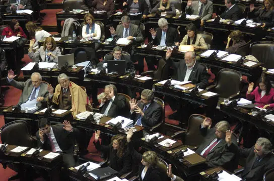 Blanqueo de capitales: El kirchnerismo en Diputados busca convertir en ley el polémico proyecto