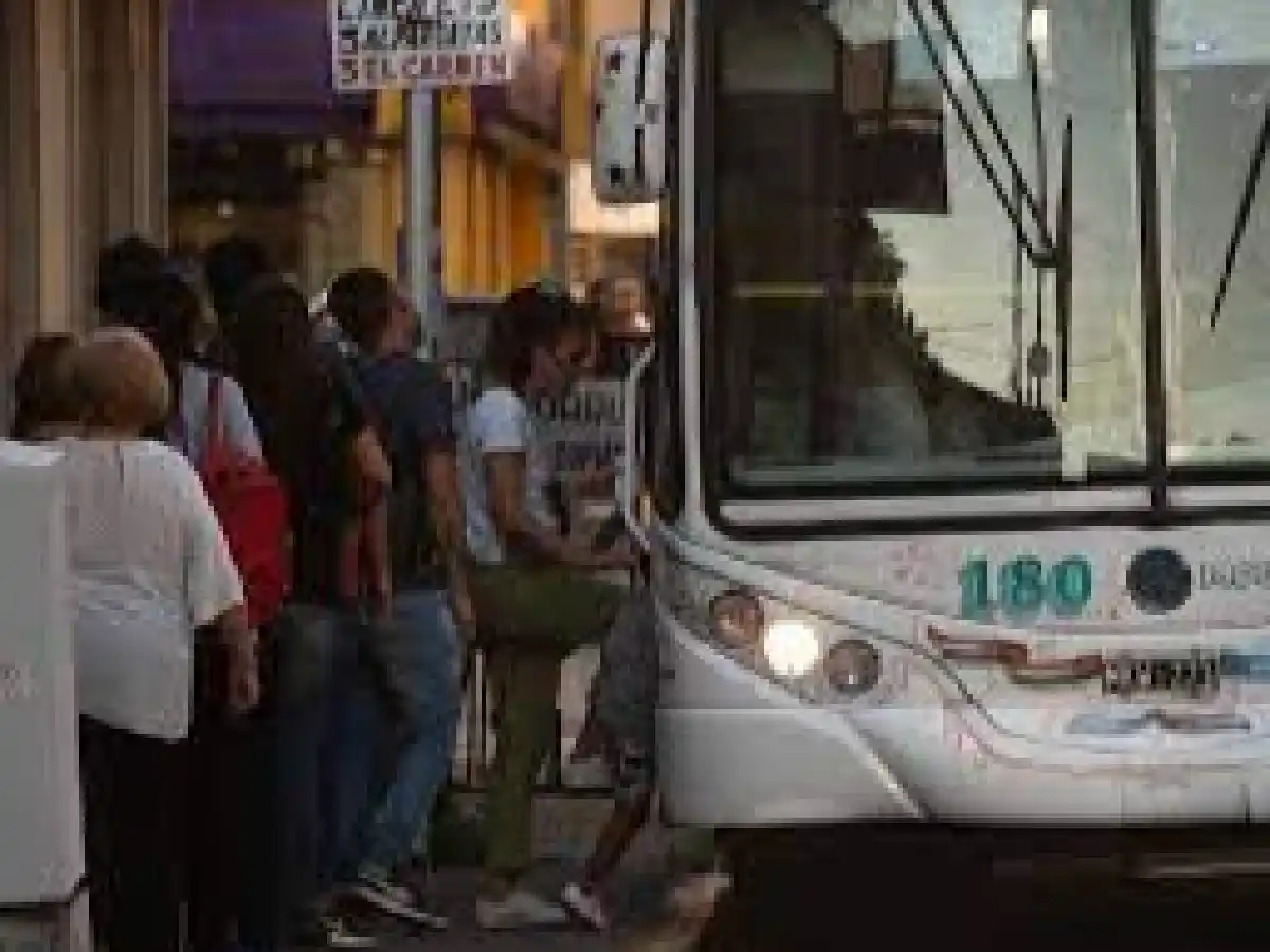 UTA lanzó un paro de 48 horas para el interior del país