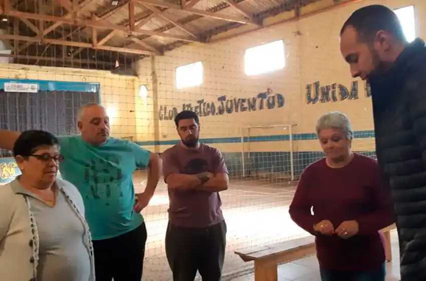 Presentan proyecto para gestionar microcréditos para clubes de barrio