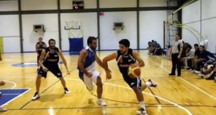 Básquet: Náutico juega de local