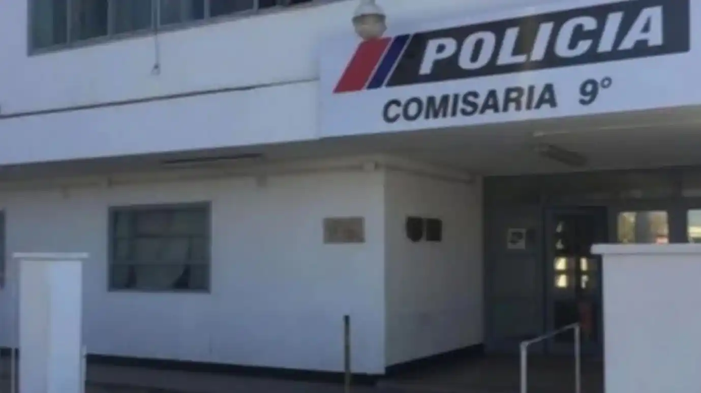 Una mujer denunció que fue violada por tres hombres en un hotel alojamiento