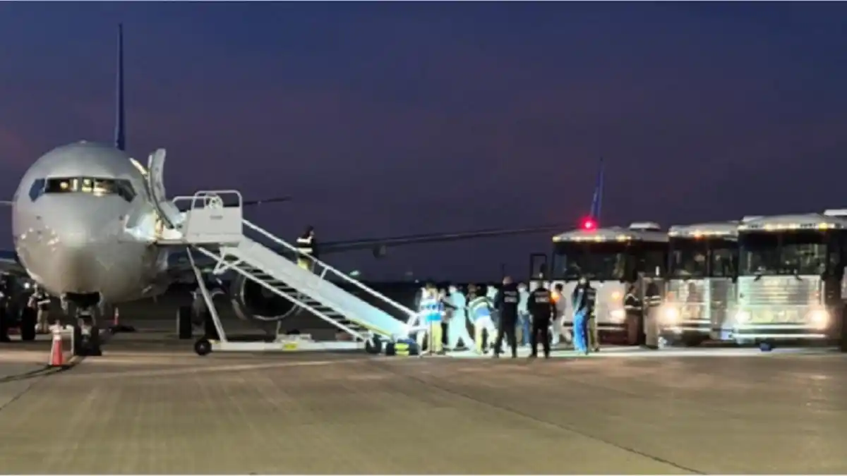 En los «próximos 30 días» comenzarían los VUELOS de DEPORTACIÓN de venezolanos en EE. UU.