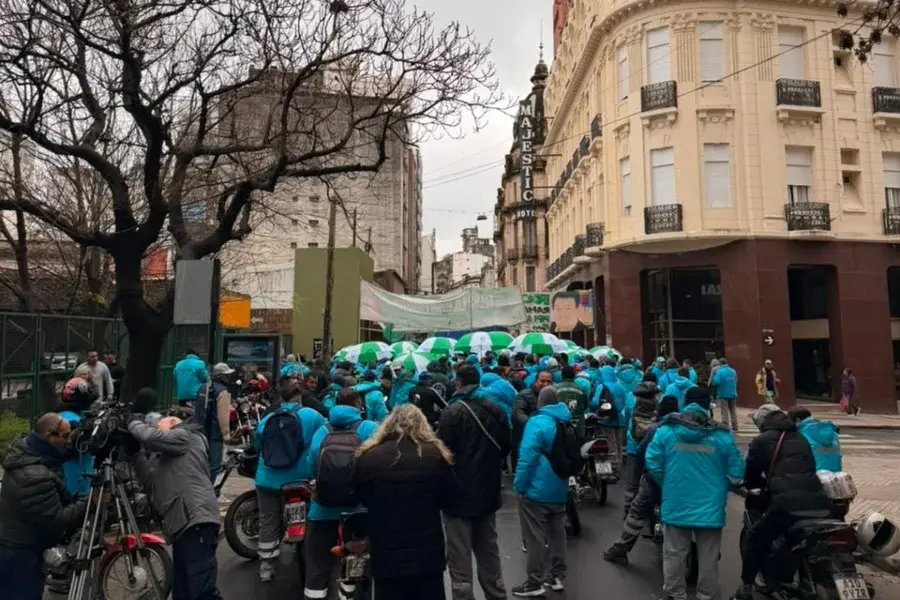 Múltiples cortes de calle en Rosario por manifestaciones: cuáles son los puntos afectados este miércoles