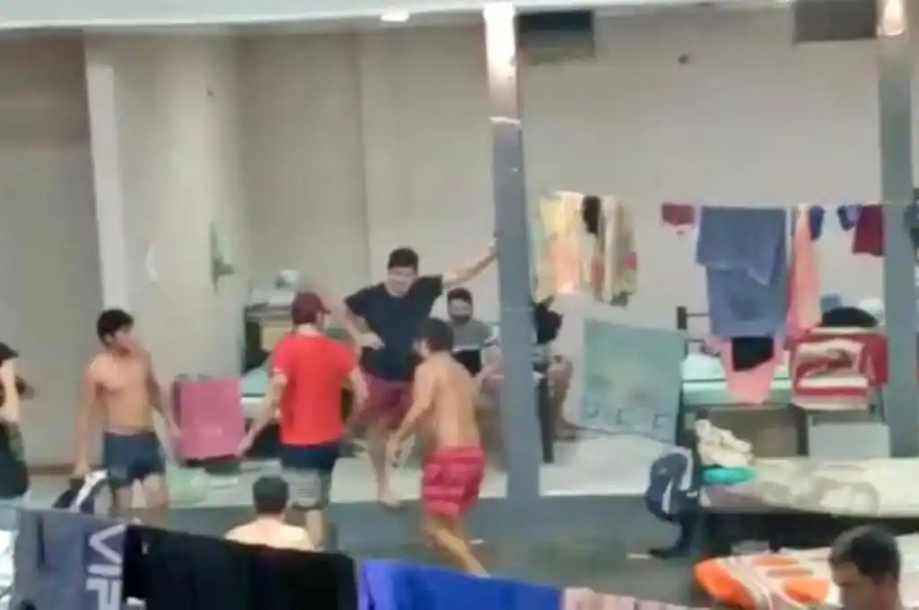 Intentaron fugarse 36 presos, causaron caos, destrozos y hubo policías heridos  