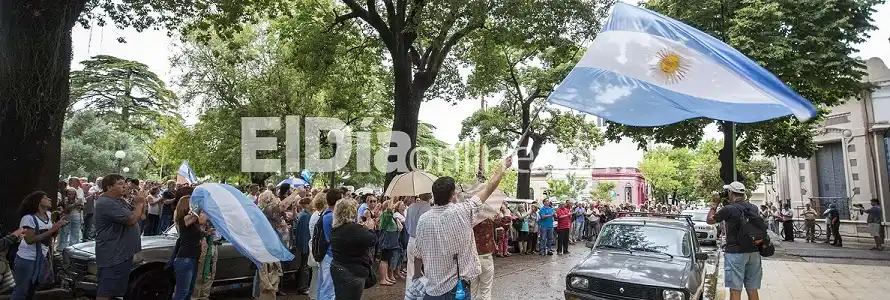 En Gualeguaychú también hubo marcha por Nisman