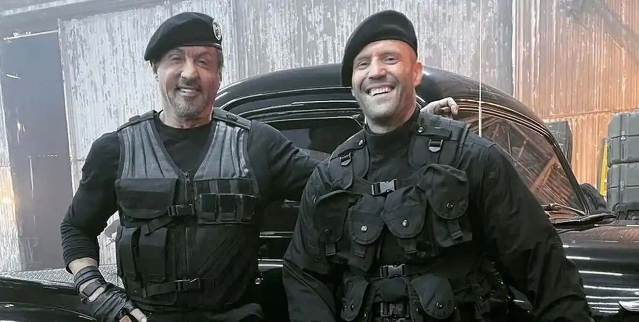 Stallone y Statham, los protagonistas de la nueva entrega de la saga, junto a un amplio reparto de estrellas de acción. Foto: Millennium Films, Campbell Grobman Films, Nu Boyana Film Studios