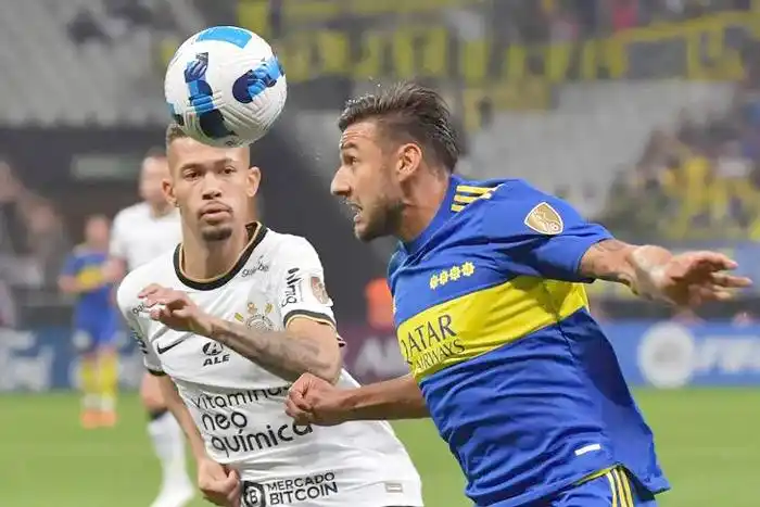 Boca visita a Corinthians, en Brasil