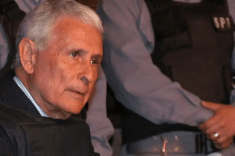 Le otorgaron prisión domiciliaria a Etchecolatz y otros dos represores