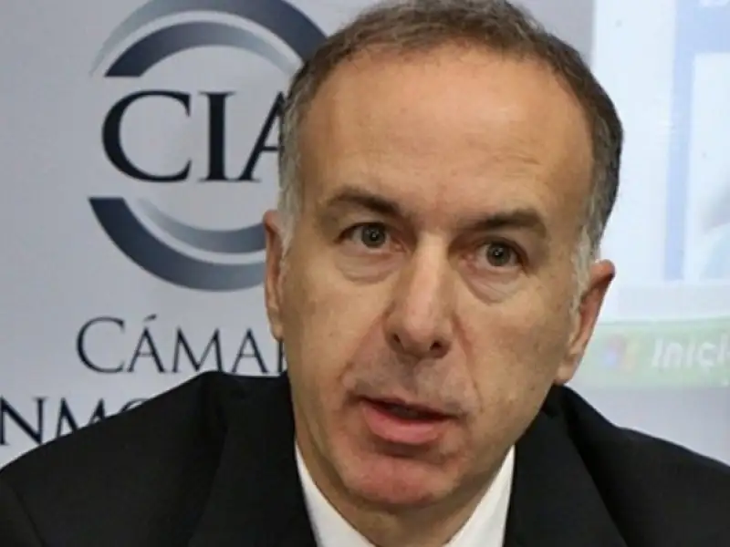 El Gobierno y las  inmobiliarias buscan una alternativa para el control cambiario
