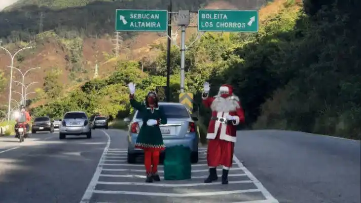 ENTREVISTA: El Santa de la Cota Mil se resolvió con azúcar, arroz y propinas