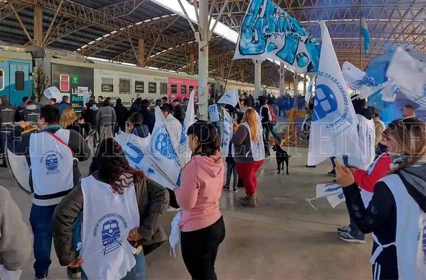 Trabajadores del transporte anunciaron medidas para las vacaciones de invierno