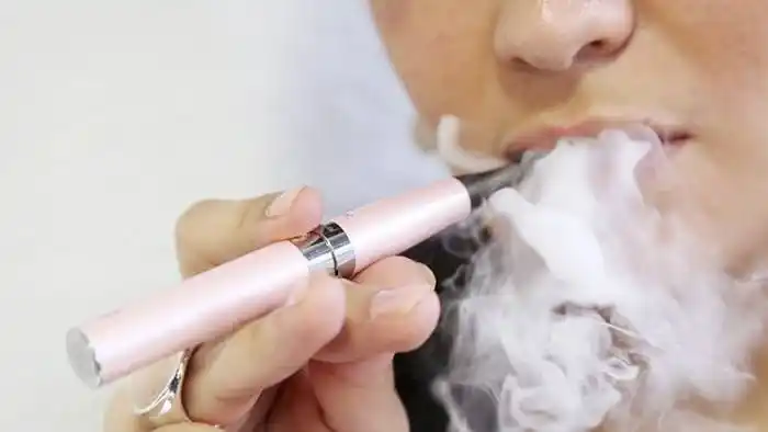 ¿Son recomendables los cigarrillos electrónicos para dejar de fumar?