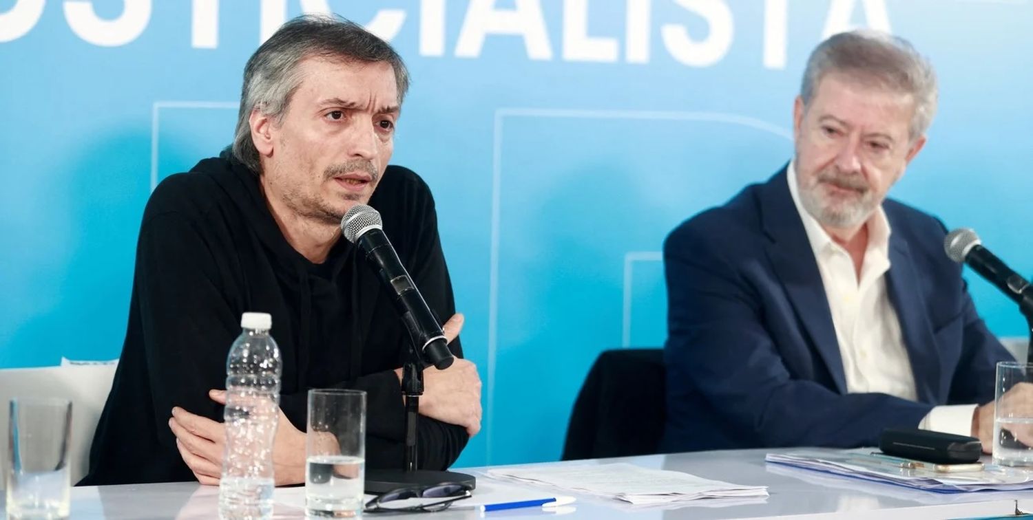Máximo Kirchner pidió que vuelva un presidente que “cuide los porotos de la gente”. Foto: REUTERS / Matias Baglietto.