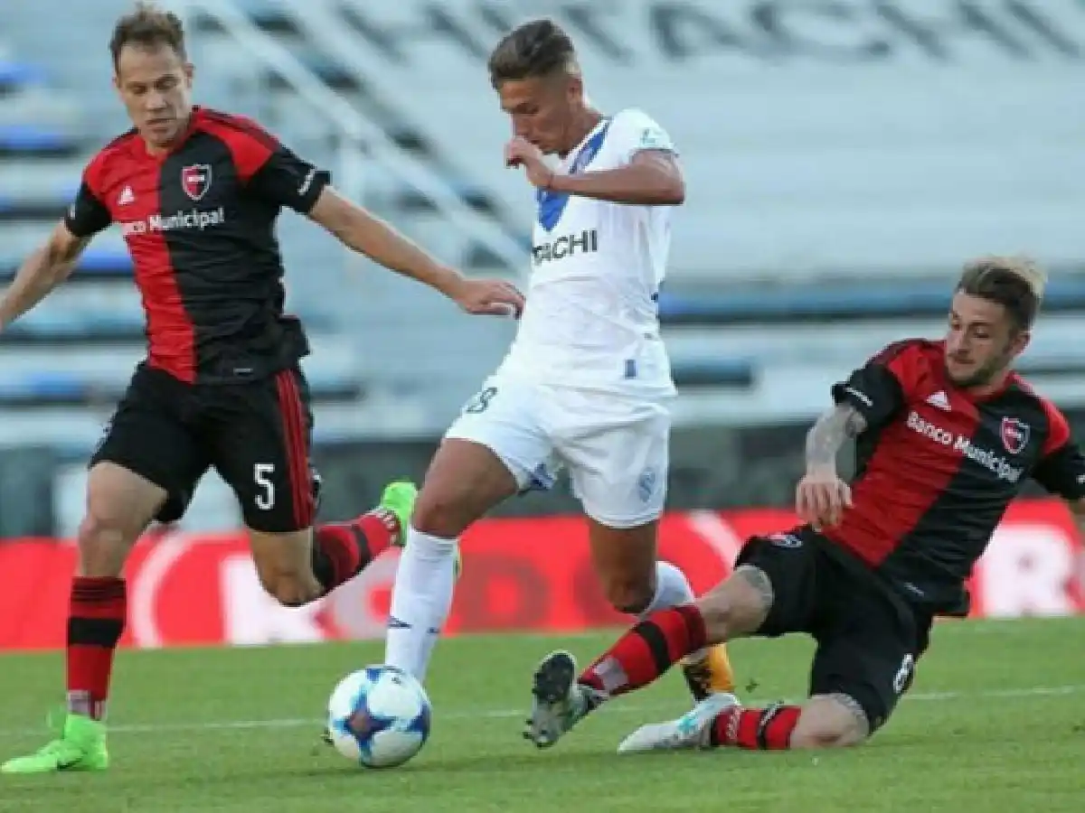 Vélez busca su primera victoria en la Superliga ante Newell's